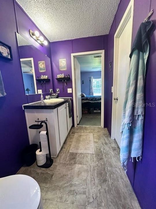 For Sale: $235,000 (3 beds, 2 baths, 1080 Square Feet)