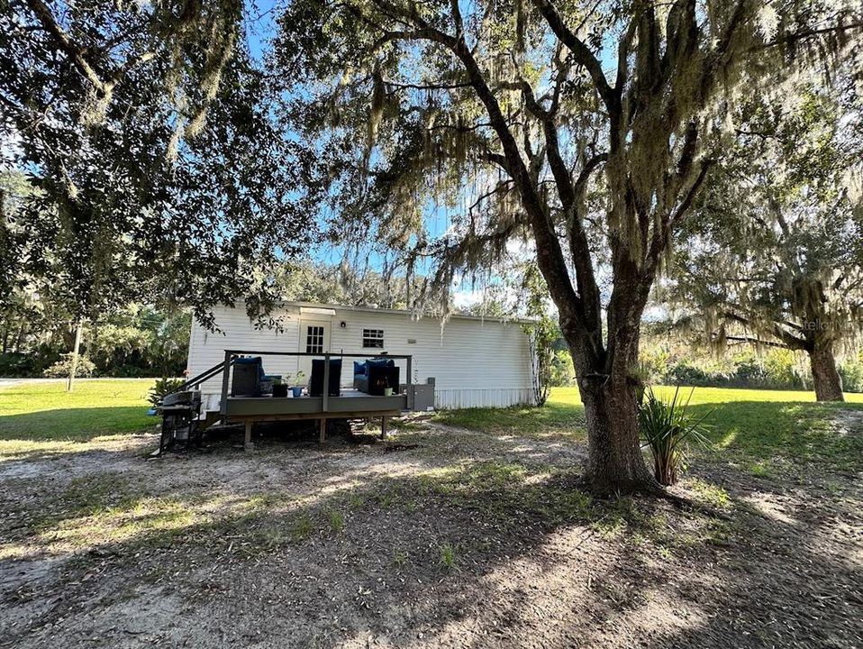 For Sale: $235,000 (3 beds, 2 baths, 1080 Square Feet)