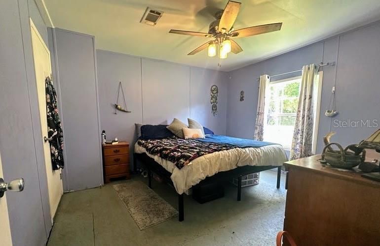 For Sale: $235,000 (3 beds, 2 baths, 1080 Square Feet)