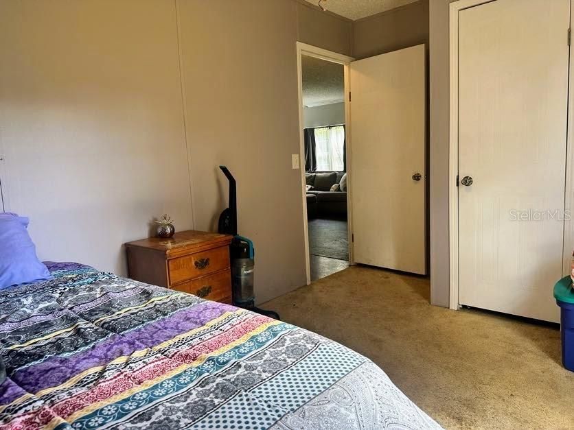 For Sale: $235,000 (3 beds, 2 baths, 1080 Square Feet)