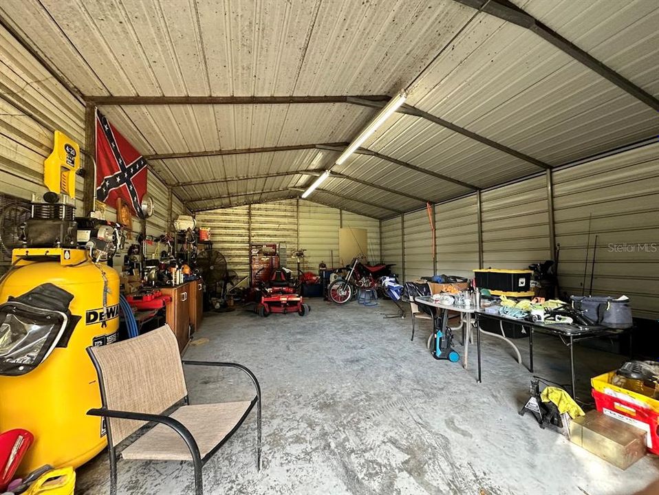 For Sale: $235,000 (3 beds, 2 baths, 1080 Square Feet)