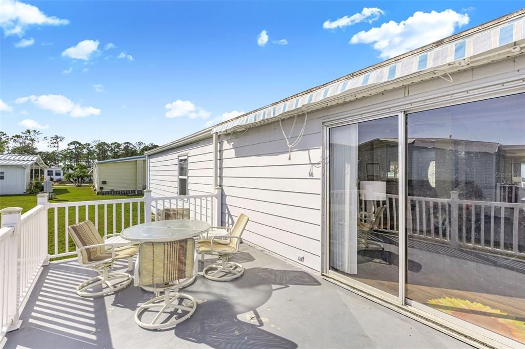 待售: $175,000 (2 贝兹, 2 浴室, 1276 平方英尺)