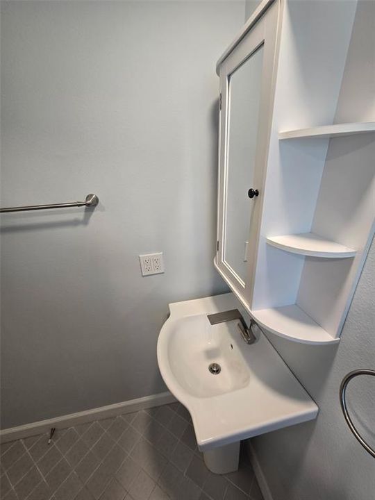 В аренду: $1,750 (1 спален, 1 ванн, 450 Квадратных фут)