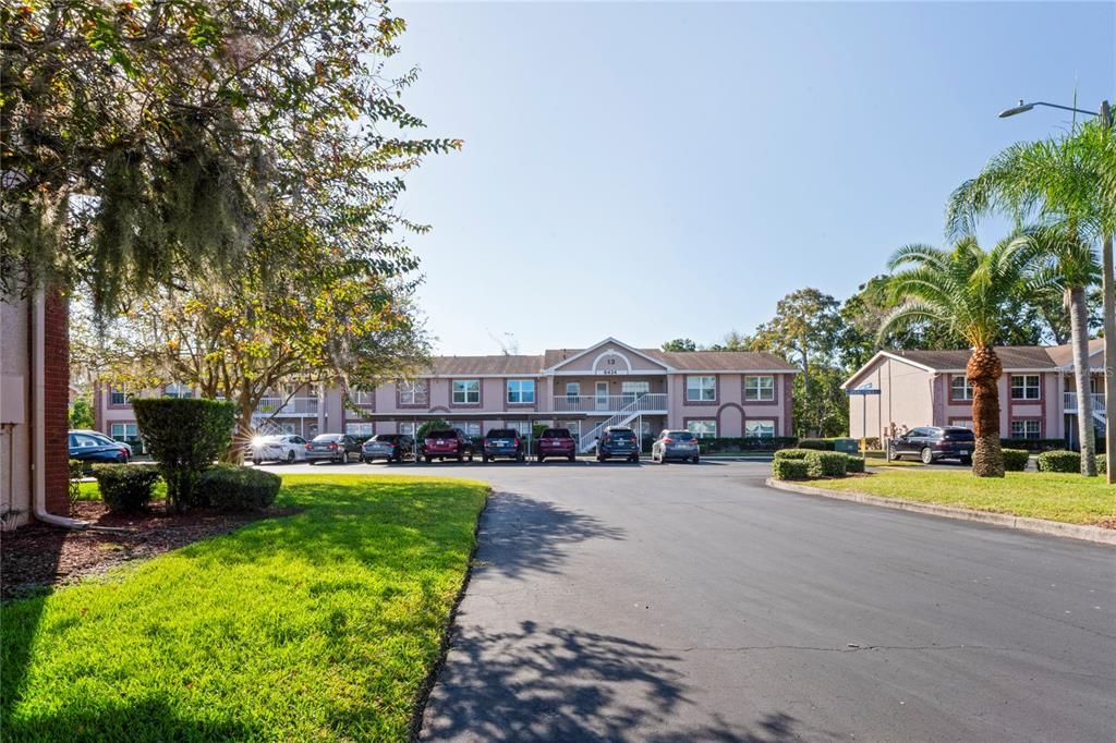 На продажу: $159,999 (2 спален, 1 ванн, 835 Квадратных фут)