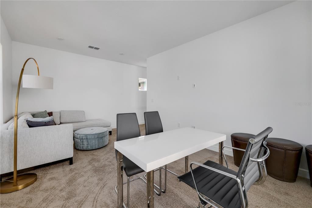 For Sale: $1,102,485 (5 beds, 4 baths, 3827 Square Feet)