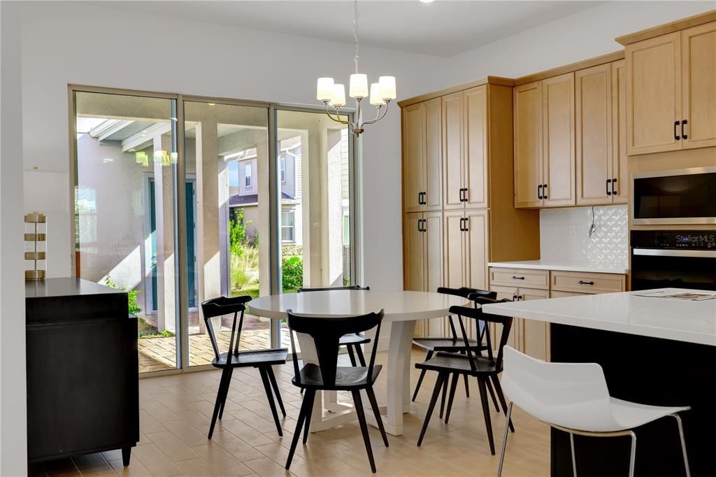 For Sale: $1,102,485 (5 beds, 4 baths, 3827 Square Feet)