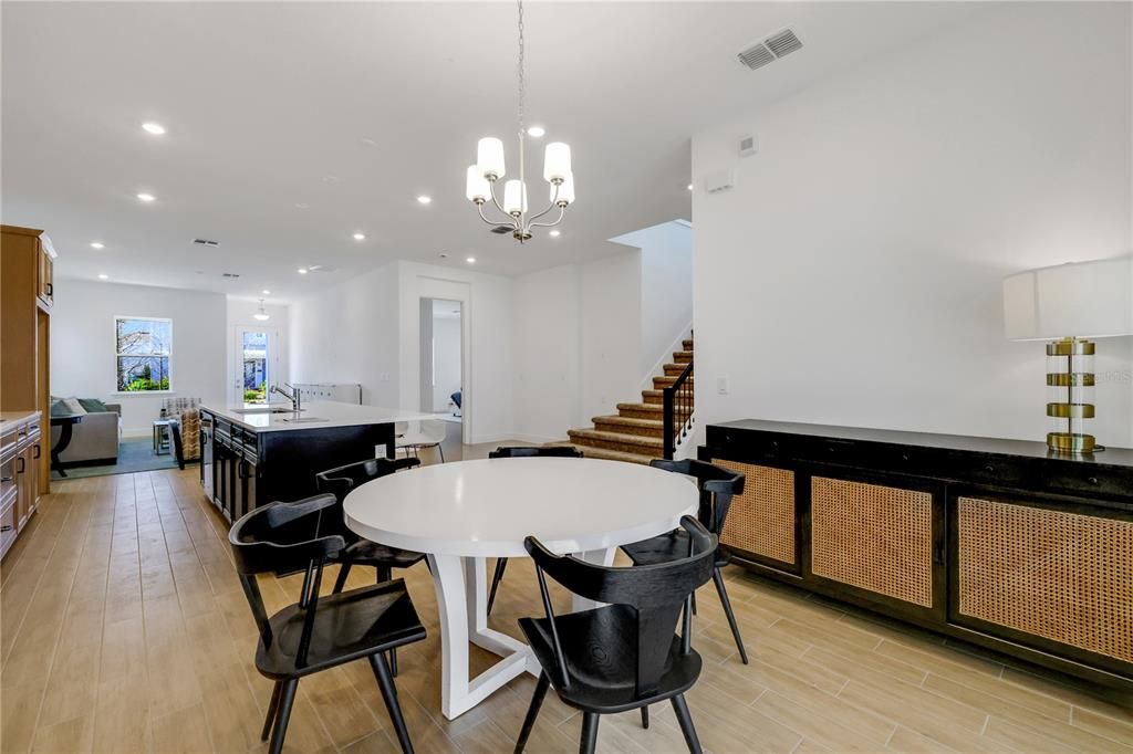 For Sale: $1,102,485 (5 beds, 4 baths, 3827 Square Feet)