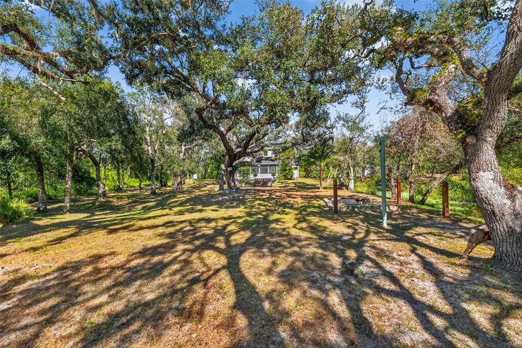 For Sale: $800,000 (3 beds, 2 baths, 1870 Square Feet)