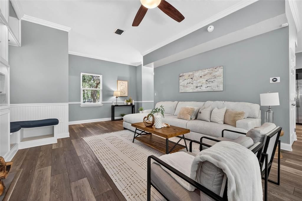 For Sale: $800,000 (3 beds, 2 baths, 1870 Square Feet)