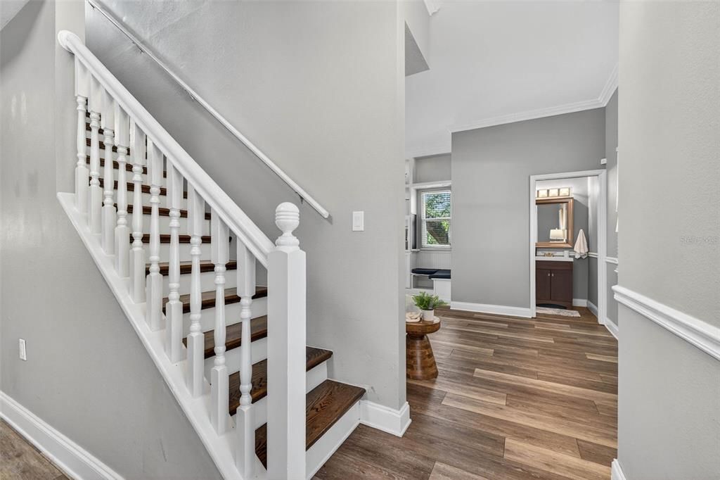 For Sale: $800,000 (3 beds, 2 baths, 1870 Square Feet)