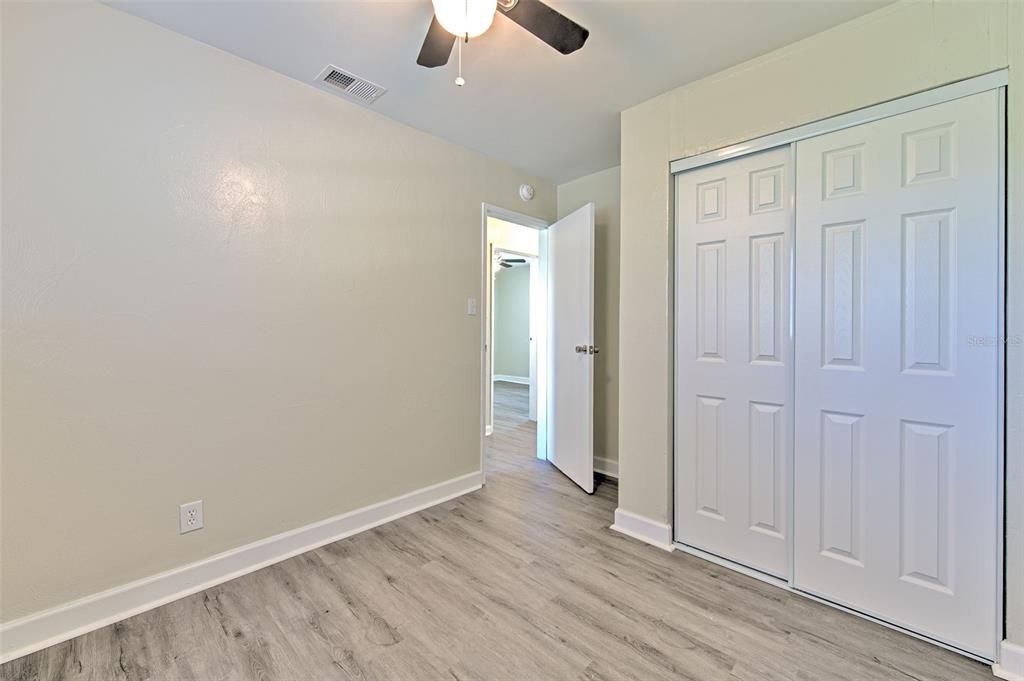 For Rent: $2,150 (3 beds, 1 baths, 1119 Square Feet)