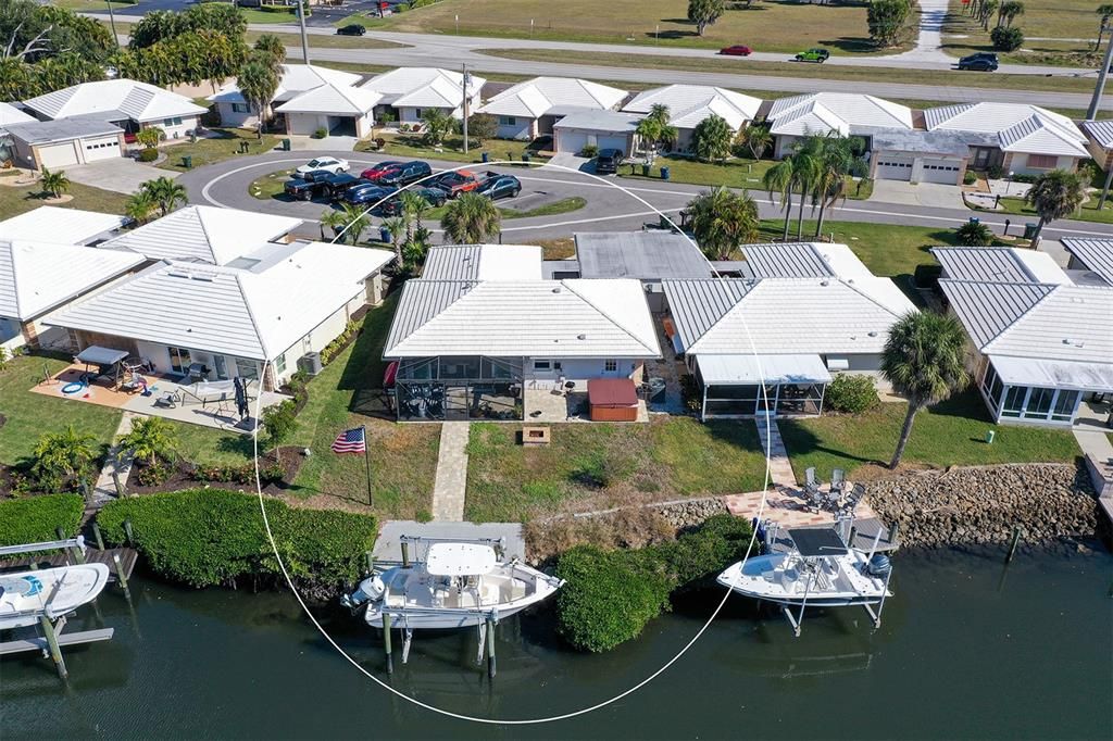 For Sale: $525,000 (2 beds, 2 baths, 1394 Square Feet)