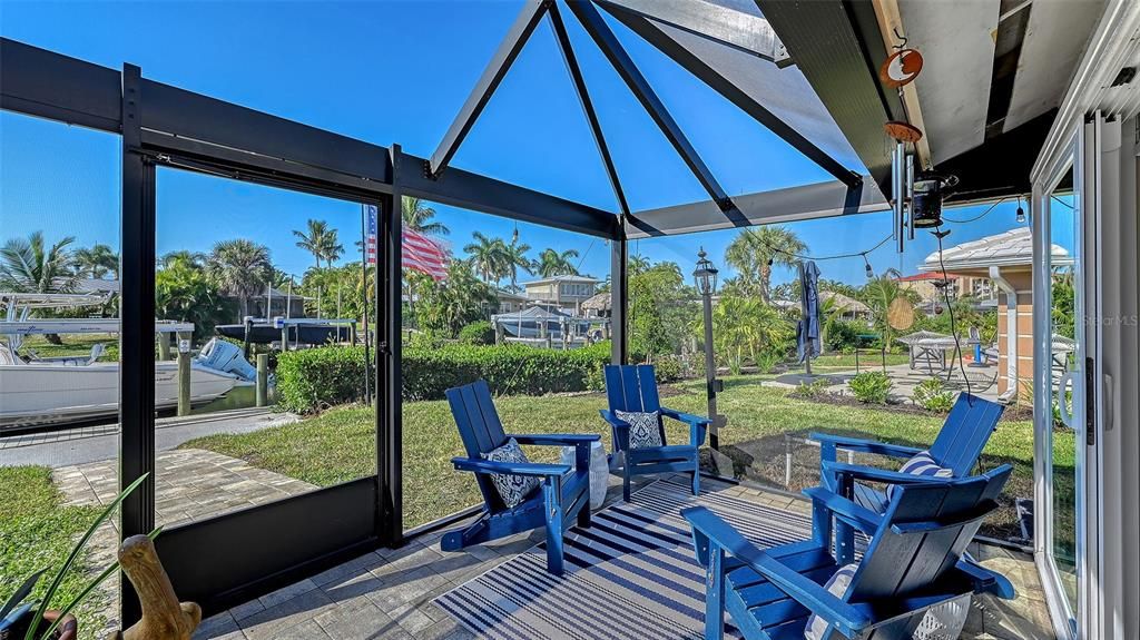 For Sale: $525,000 (2 beds, 2 baths, 1394 Square Feet)