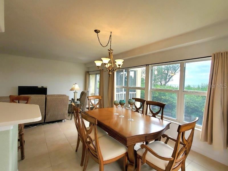 For Rent: $2,400 (2 beds, 2 baths, 1530 Square Feet)