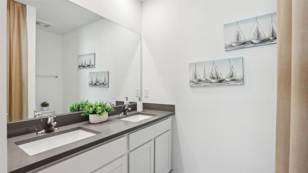 Active With Contract: $341,990 (3 beds, 2 baths, 1560 Square Feet)