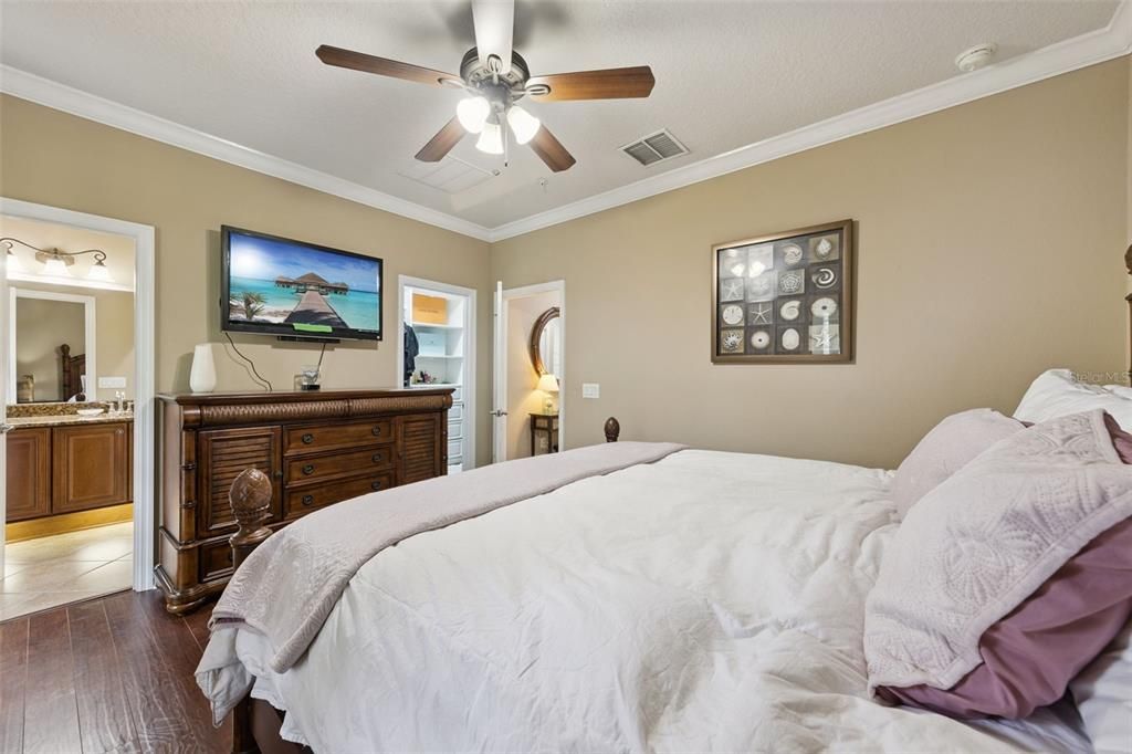 En Venta: $340,000 (3 camas, 2 baños, 1902 Pies cuadrados)