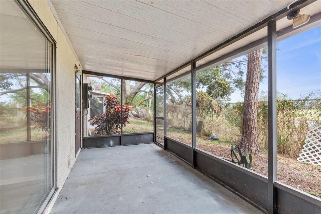 В аренду: $2,000 (4 спален, 2 ванн, 1368 Квадратных фут)