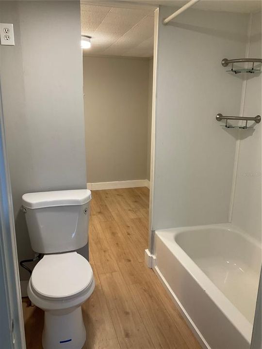 For Sale: $229,500 (3 beds, 2 baths, 1175 Square Feet)