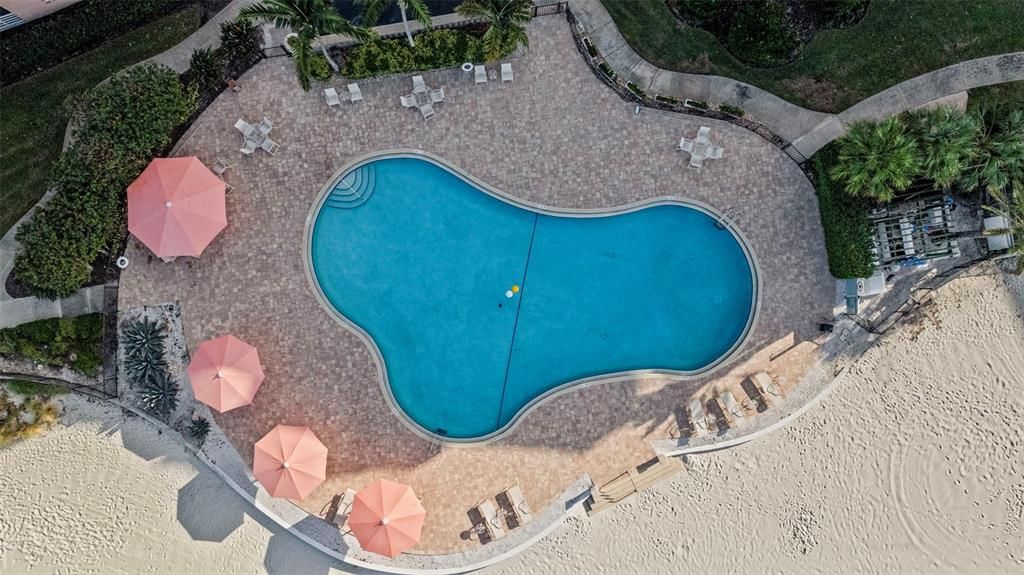 En Venta: $799,900 (2 camas, 2 baños, 1516 Pies cuadrados)