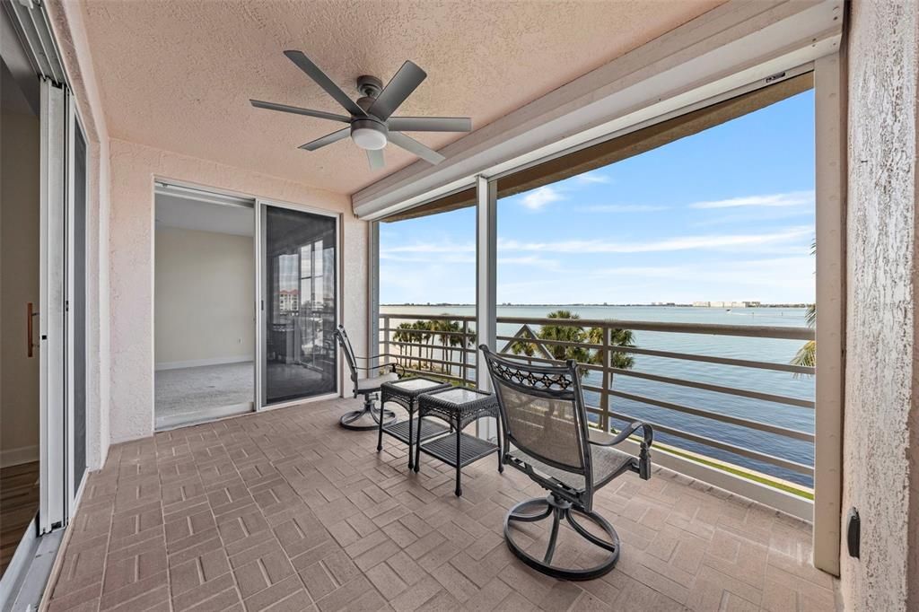 En Venta: $799,900 (2 camas, 2 baños, 1516 Pies cuadrados)