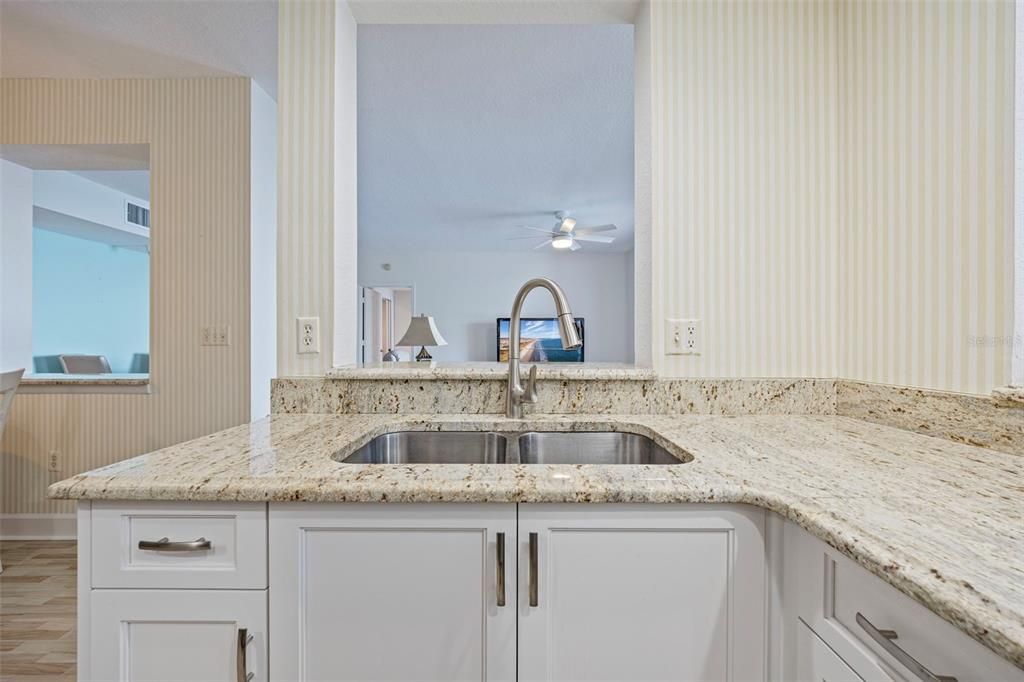 En Venta: $799,900 (2 camas, 2 baños, 1516 Pies cuadrados)