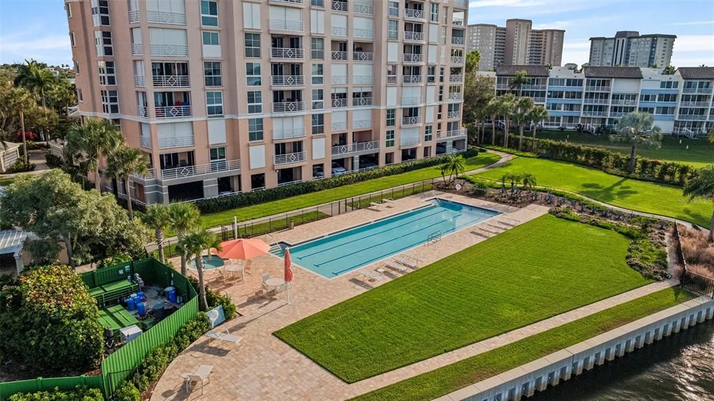 En Venta: $799,900 (2 camas, 2 baños, 1516 Pies cuadrados)