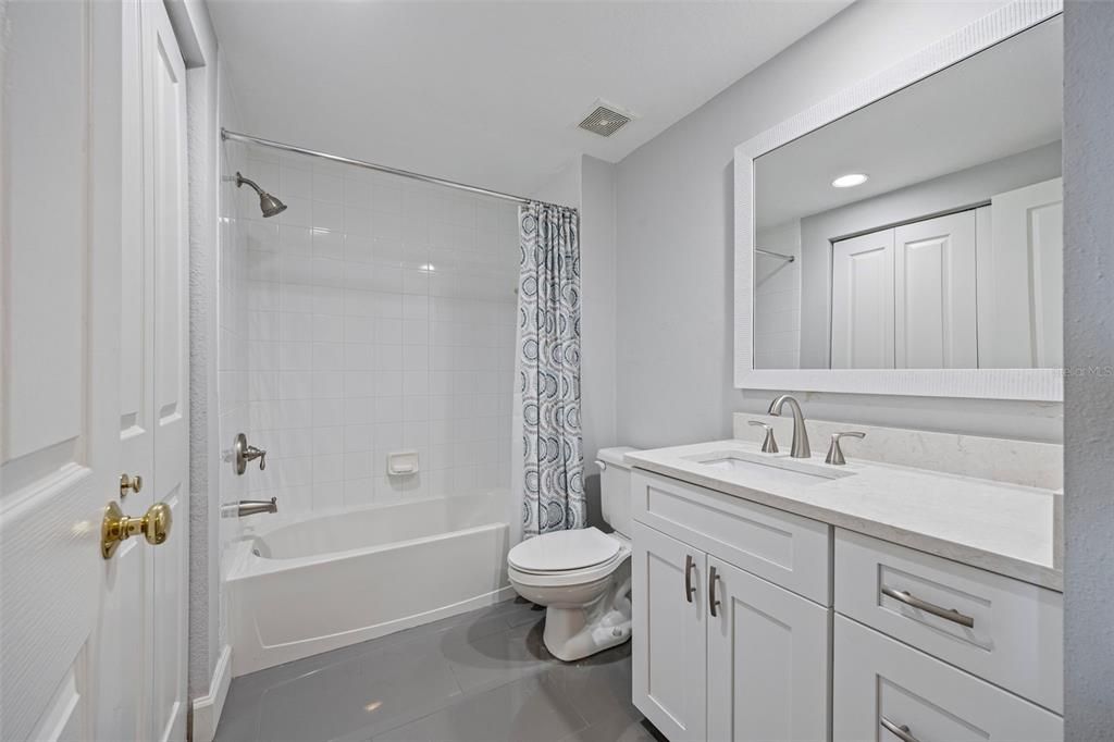 En Venta: $799,900 (2 camas, 2 baños, 1516 Pies cuadrados)