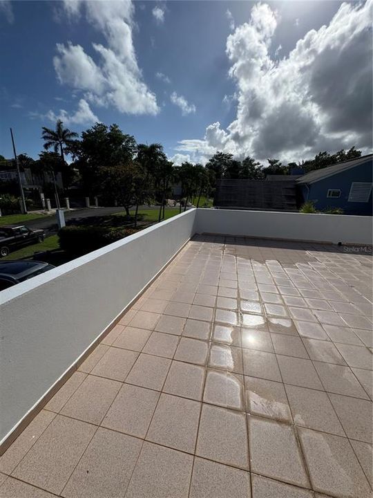 For Sale: $475,000 (4 beds, 2 baths, 2810 Square Feet)