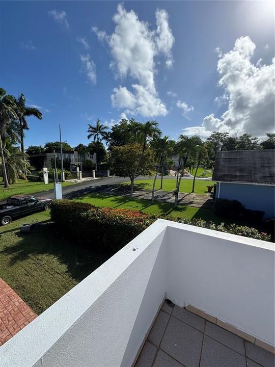 For Sale: $475,000 (4 beds, 2 baths, 2810 Square Feet)