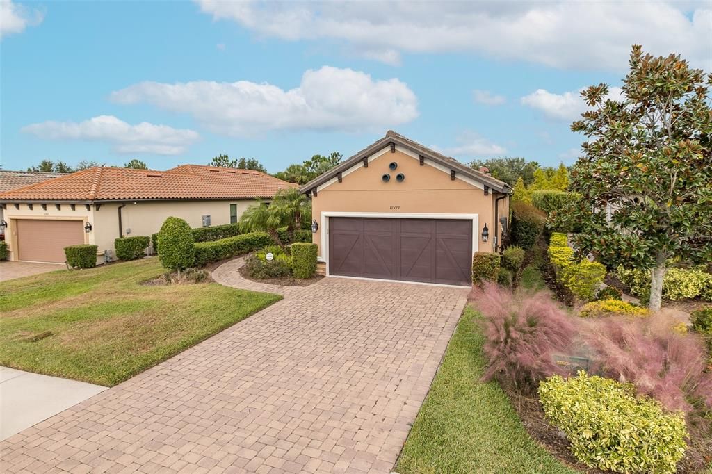 Под контрактом: $459,900 (2 спален, 2 ванн, 1689 Квадратных фут)