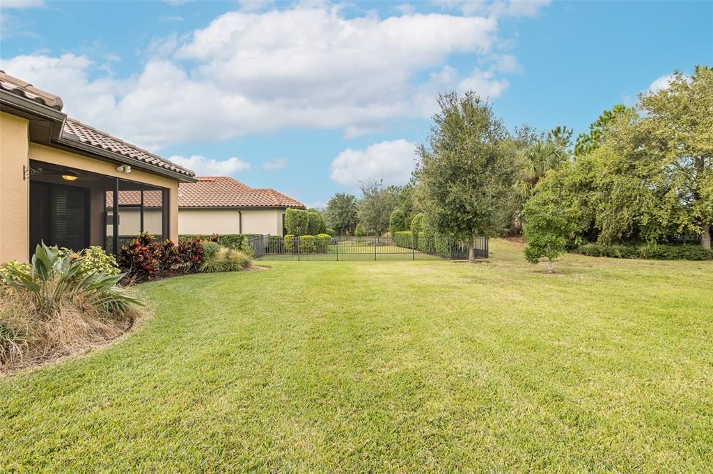 Под контрактом: $459,900 (2 спален, 2 ванн, 1689 Квадратных фут)