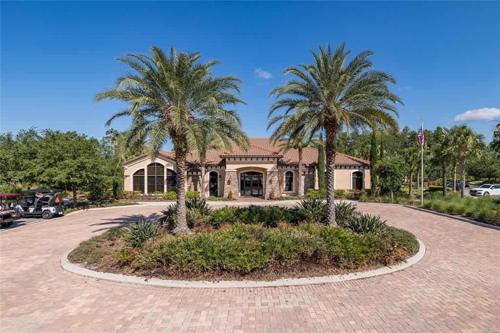 Под контрактом: $459,900 (2 спален, 2 ванн, 1689 Квадратных фут)