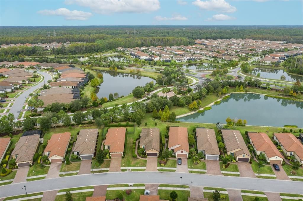 Под контрактом: $459,900 (2 спален, 2 ванн, 1689 Квадратных фут)