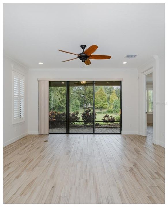 Под контрактом: $459,900 (2 спален, 2 ванн, 1689 Квадратных фут)