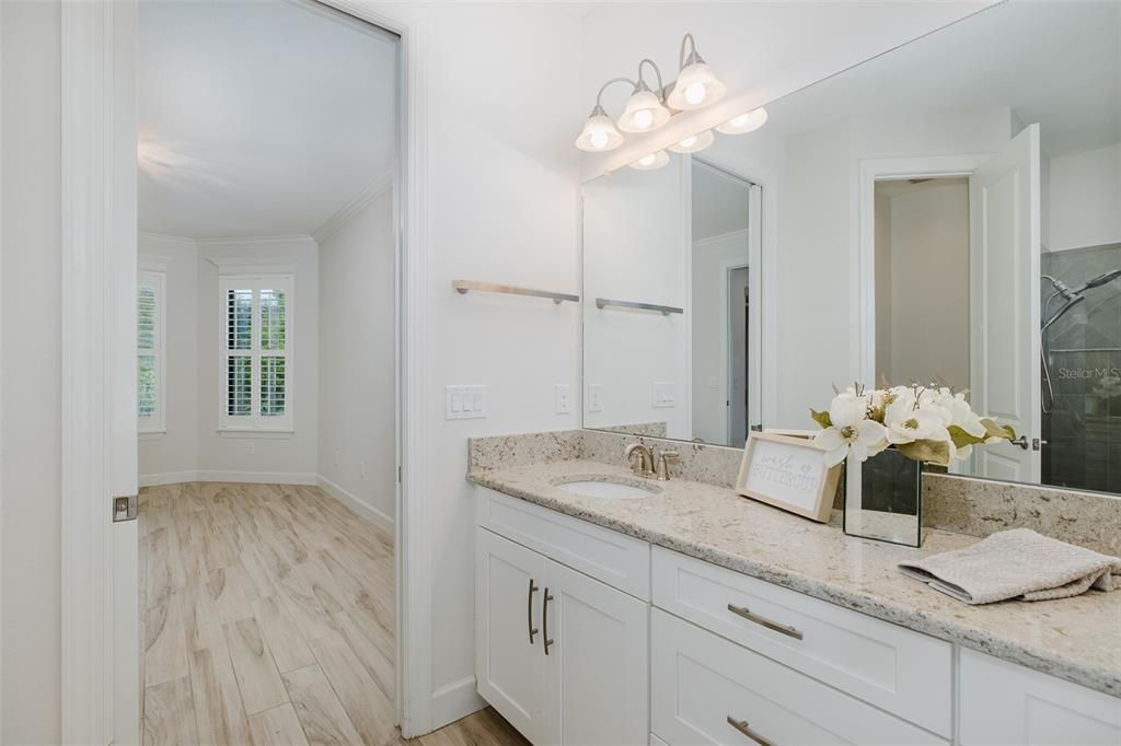 Под контрактом: $459,900 (2 спален, 2 ванн, 1689 Квадратных фут)