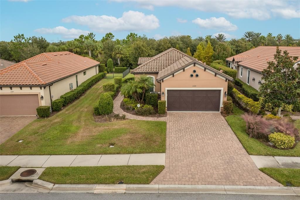 Под контрактом: $459,900 (2 спален, 2 ванн, 1689 Квадратных фут)