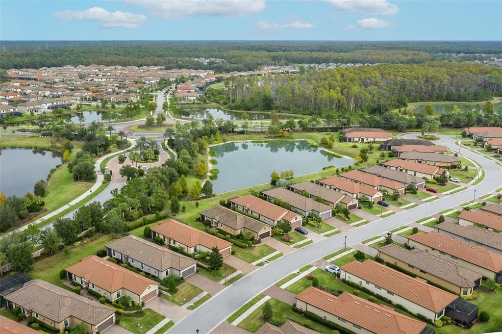 Под контрактом: $459,900 (2 спален, 2 ванн, 1689 Квадратных фут)