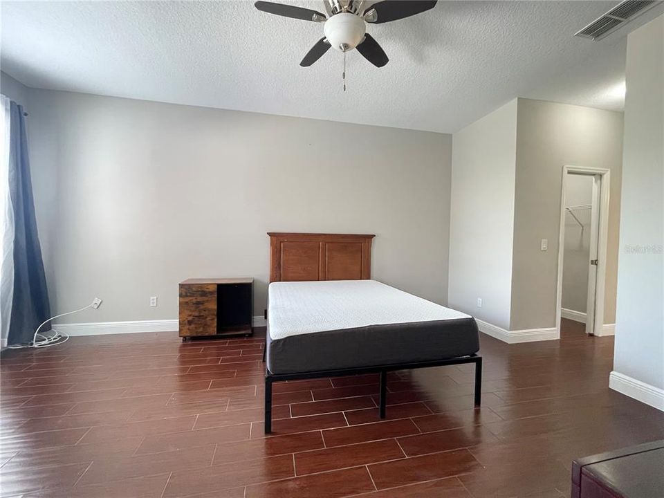 For Rent: $2,700 (4 beds, 3 baths, 2218 Square Feet)