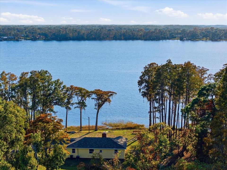 待售: $6,400,000 (2 贝兹, 1 浴室, 1256 平方英尺)