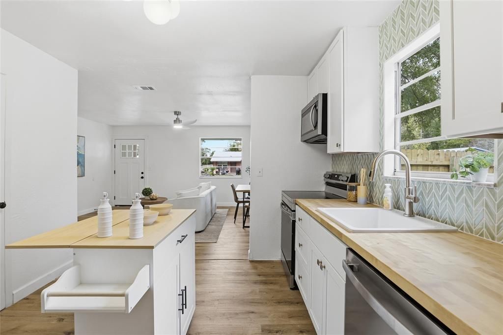 En Venta: $179,900 (2 camas, 1 baños, 832 Pies cuadrados)