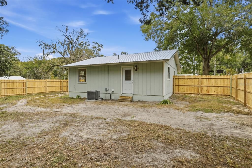 En Venta: $179,900 (2 camas, 1 baños, 832 Pies cuadrados)