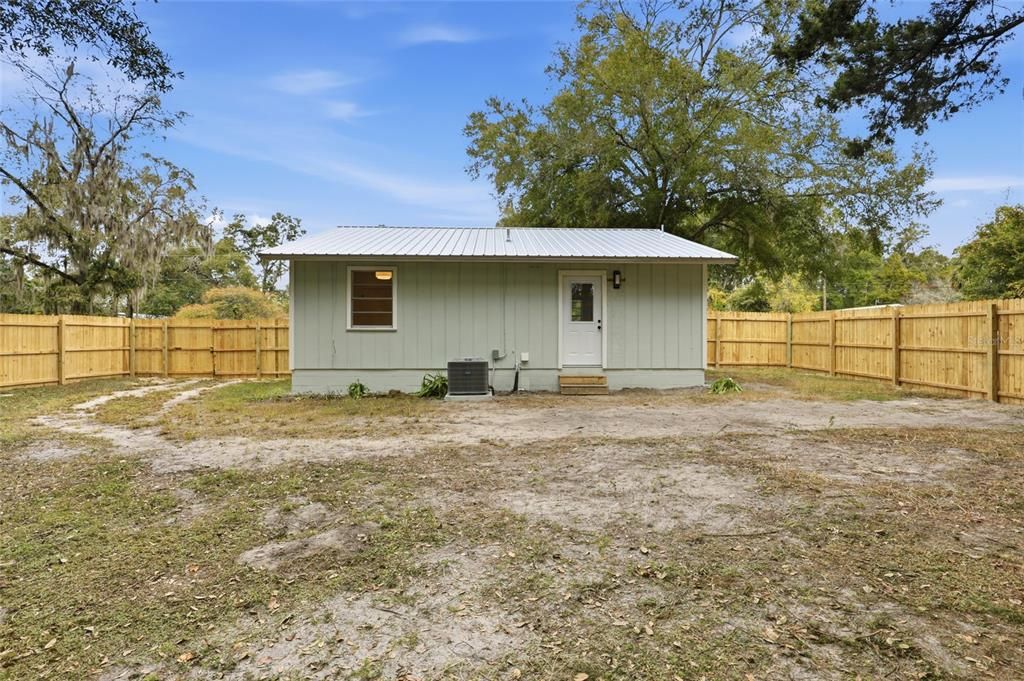 En Venta: $179,900 (2 camas, 1 baños, 832 Pies cuadrados)