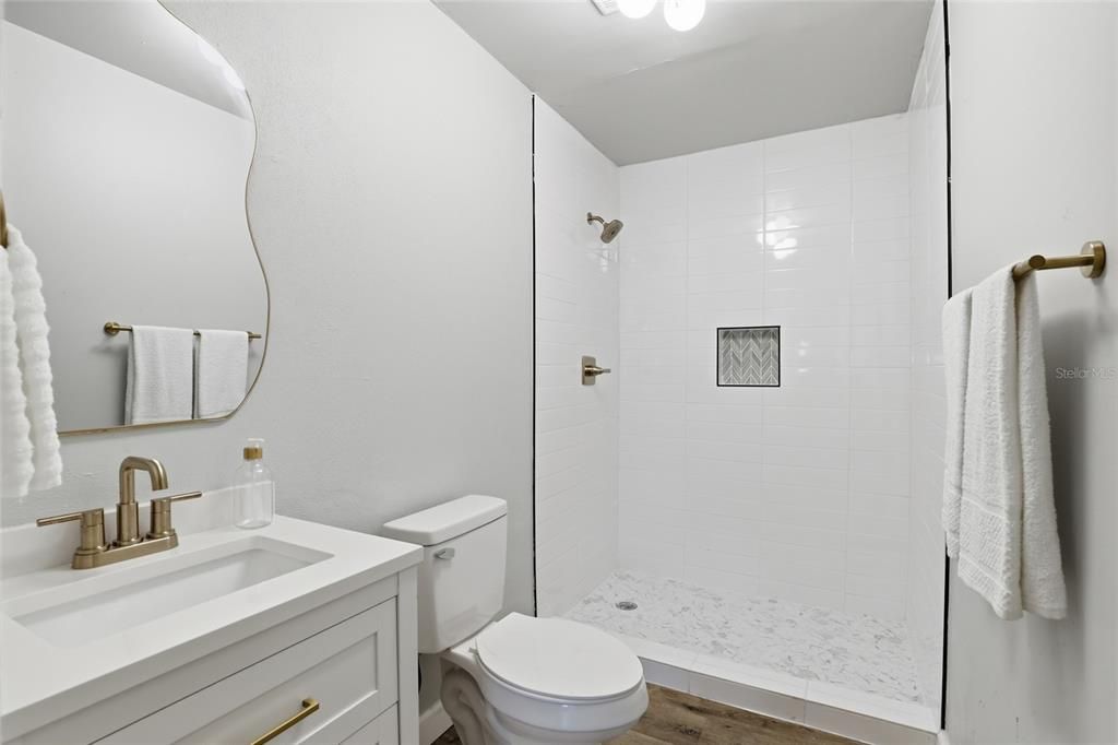 En Venta: $179,900 (2 camas, 1 baños, 832 Pies cuadrados)