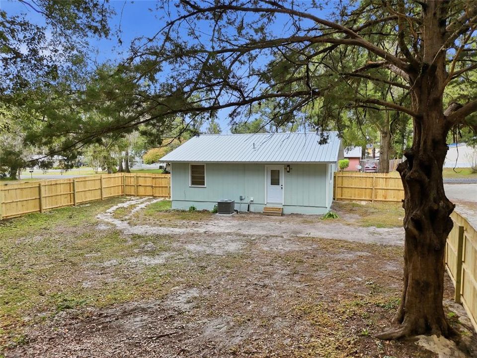 En Venta: $179,900 (2 camas, 1 baños, 832 Pies cuadrados)