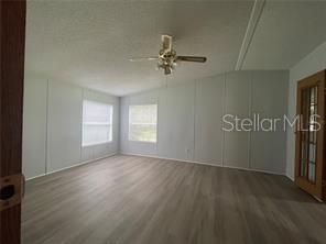 For Rent: $2,100 (3 beds, 2 baths, 1728 Square Feet)