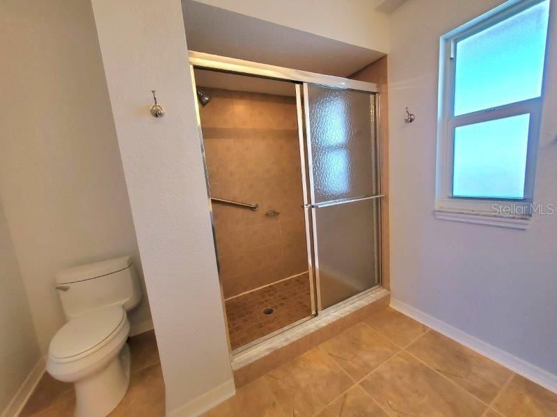 For Rent: $2,600 (2 beds, 2 baths, 1530 Square Feet)