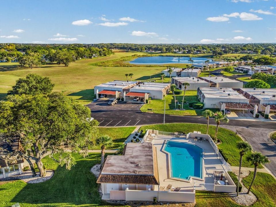 Под контрактом: $139,900 (2 спален, 2 ванн, 1000 Квадратных фут)