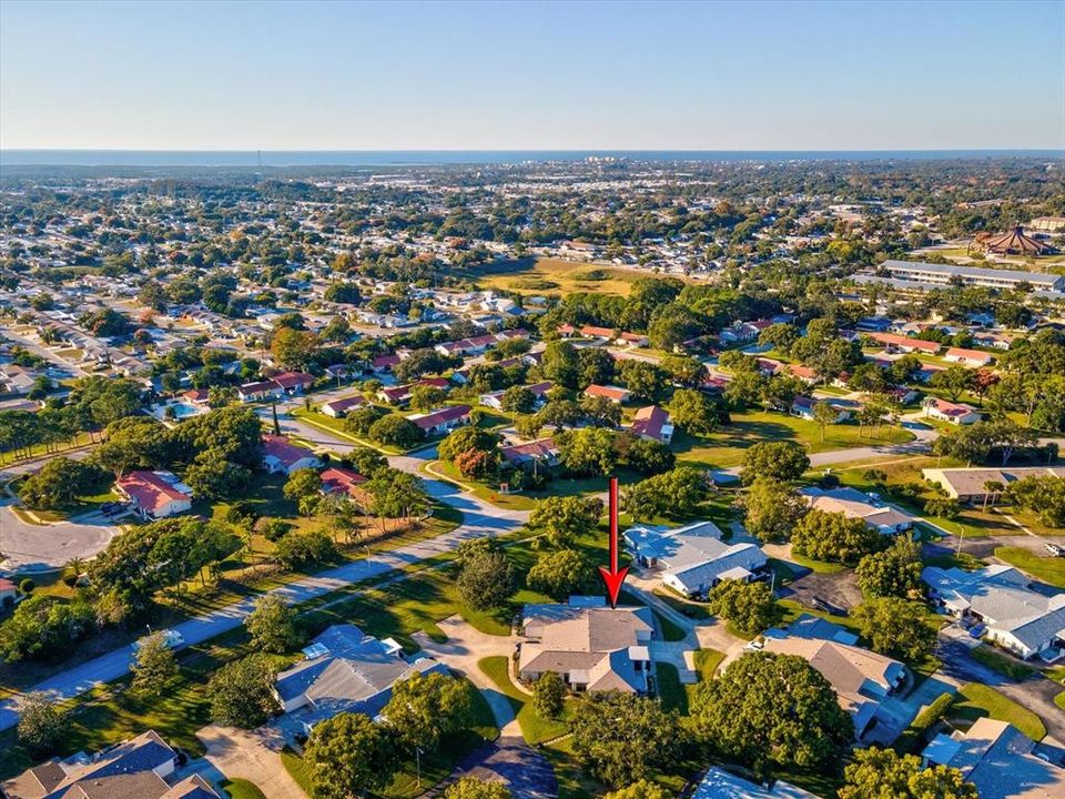 Под контрактом: $139,900 (2 спален, 2 ванн, 1000 Квадратных фут)