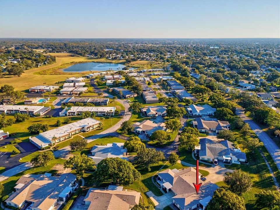 Под контрактом: $139,900 (2 спален, 2 ванн, 1000 Квадратных фут)