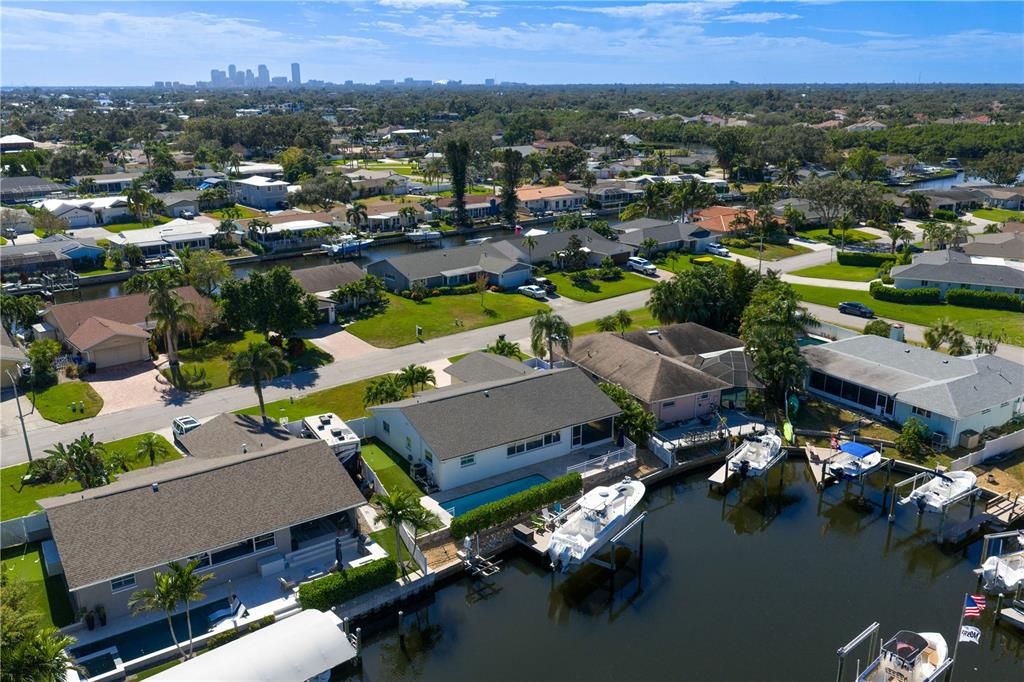 For Sale: $1,180,000 (3 beds, 2 baths, 1773 Square Feet)